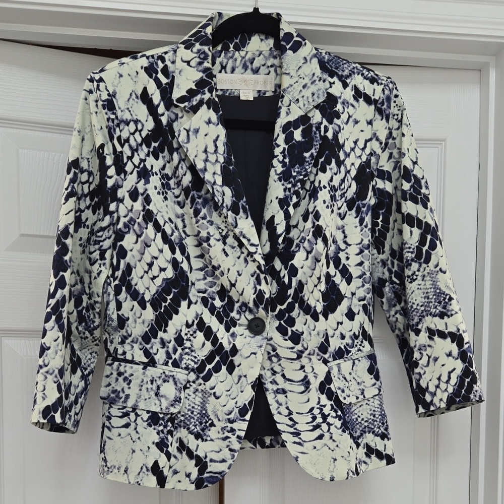 Boston Proper Navy and White Snake Print Blazer